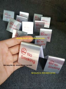 Nhận gia công thẻ số để bàn- Biển số bàn bằng mica