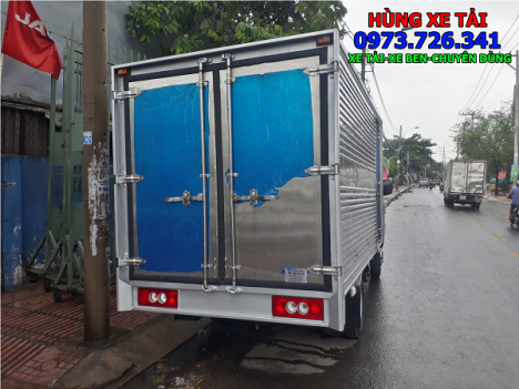 Xe tải JAC 1t25 thùng dài 3m2 máy dầu trả trước 40 triệu nhận xe ngay.