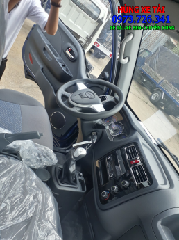 Xe tải JAC 1t25 thùng dài 3m2 máy dầu, giá mềm.
