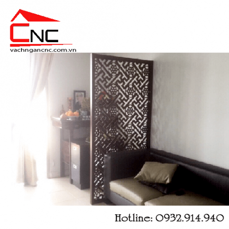 vách ngăn phòng khách và bếp , phòng ngủ và cầu thang