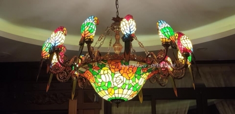 Đèn chùm Tiffany Vẹt Xuất Xứ Hongkong