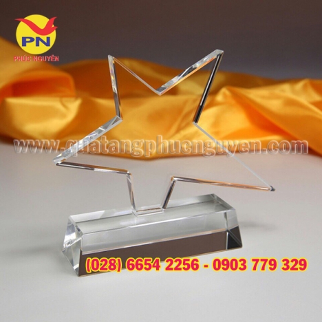 Cơ sở sản xuất cúp phale quà tặng, kỷ niệm chương phale, biểu trưng pha lê khắc logo