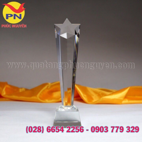Cơ sở sản xuất cúp phale quà tặng, kỷ niệm chương phale, biểu trưng pha lê khắc logo