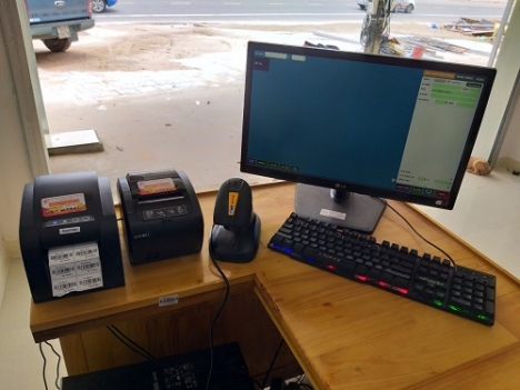 Lắp đặt thiết bị tính tiền dành cho shop quấn áo quốc giá rẻ 