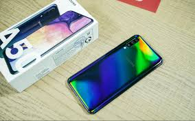 Trả góp siêu tiết kiệm lãi xuất 0% mua Samsung A50 giá 6.290.000đ