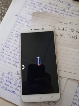 Bán Asus hư màn hình thay là sài ngay