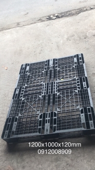Pallet nhựa giá chỉ từ 190k