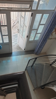 Nhà 2 tầng gần Big C và khu đô thị Vĩnh Điềm Trung, hẻm oto - giá chỉ 1,6 tỷ