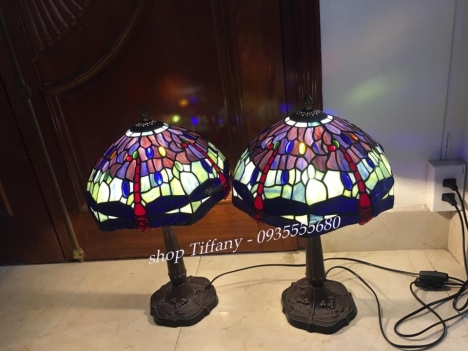 Đèn bàn Tiffany họa tiết chuồn 30 cm