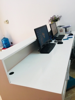 Thanh lý quầy bàn lễ tân