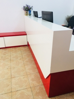 Thanh lý quầy bàn lễ tân