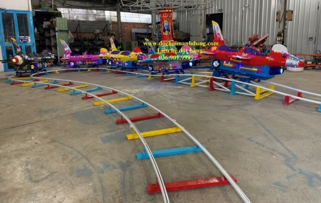 Ô Tô Điện, Xe Lửa Điện ,Tàu Bay Phi Cơ Bay ,Bập Bênh , Thú Đu Quay ,Đu Quay Xoay,..1