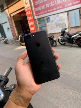 IPhone 7 Plus 32g đen cũ zin 7,790k góp 0đ Tablet Dĩ An