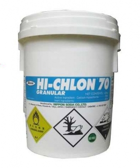 Chlorine xử lý nước hồ bơi