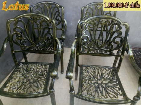 Bàn ghế nhôm đúc giá rẻ