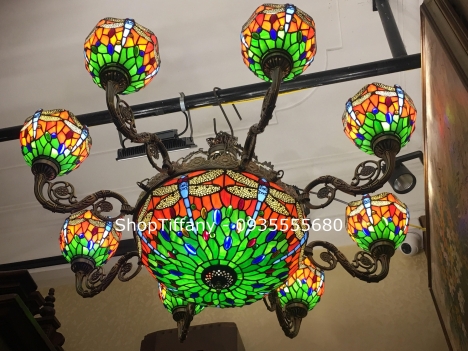 Đèn chùm Tiffany họa tiết chuồn 8 tay màu xanh lá