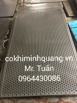 sản xuất gia công tấm thép đột lỗ giá rẻ tại Hà Nội