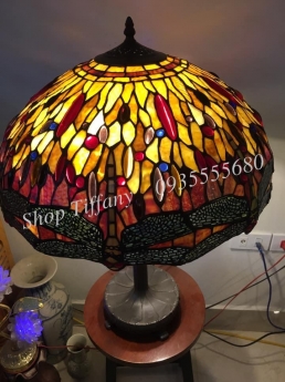 Đèn bàn tiffany chuồn chuồn cam