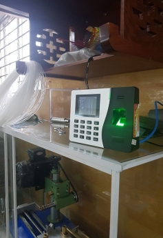 Lắp đặt MÁY CHẤM CÔNG giá rẻ tại Cần Thơ