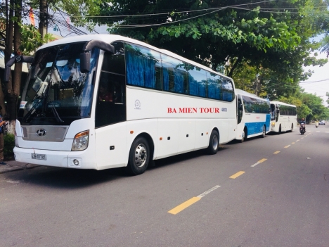 xe du lịch từ 4-45 chỗ đà nẵng