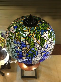 Đèn bàn Tiffany hoa đậu xanh