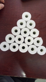 Giấy in hóa đơn K57 phi 30 dành cho máy in nhỏ cầm tay
