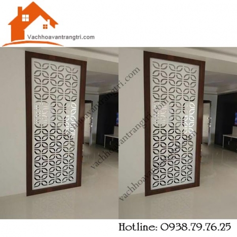 Cầu thang và phòng khách đổi mới với vách ngăn  trang trí