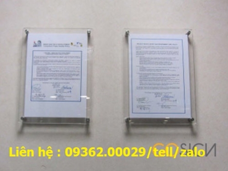 Sản phẩm khung tranh ảnh để bàn gia công bằng Mica