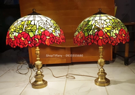 Đèn bàn Tiffany hoa chân đồng Pháp