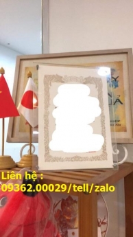Sản phẩm khung tranh ảnh để bàn gia công bằng Mica