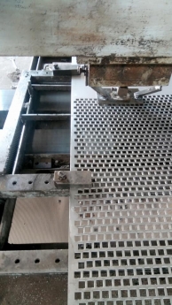gia công thép đục lỗ dày 1mm