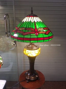 Đèn chuồn tiffany hai thân mỹ.