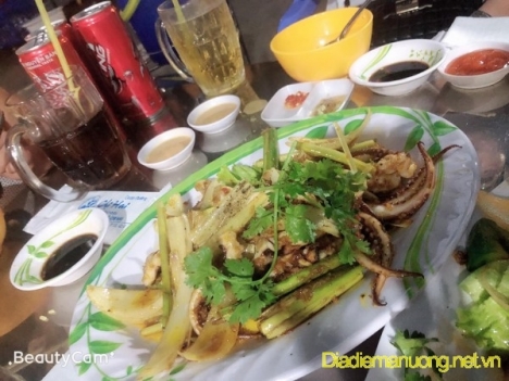Quán Các Món Xào, Cơm Chiên, Nướng Ngon Quận 4