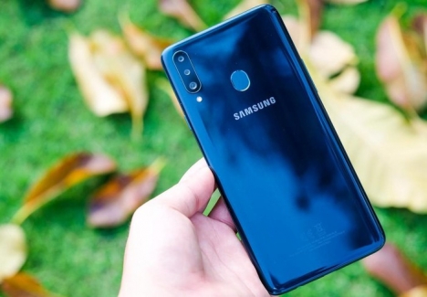 Samsung A20S giá siêu sốt dẻo nhanh tay sở hữu ngay