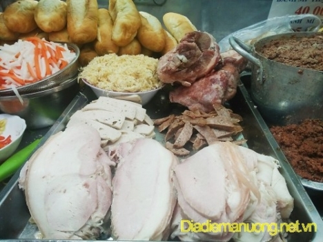 Tiệm Bánh Mì Ngon Trần Quang Khải Quận 1
