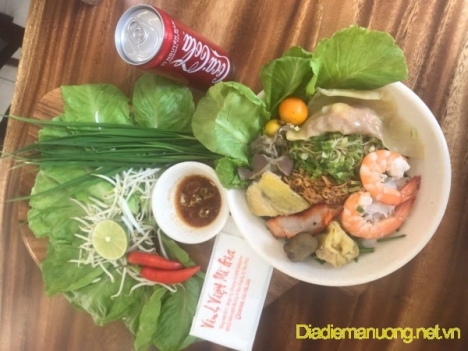 Vinh Việt Mì Gia - Quán Hủ Tiếu Thập Cẩm, Cơm Gà Ngon Tân Phú