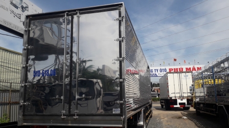 Xe tải thùng siêu dài 7 tấn 2 dài 9.8m
