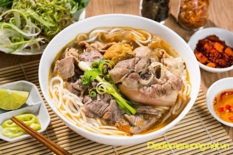 Quán Bún Bò Huế, Phở Bò Gia Truyền Ngon Bình Thạnh