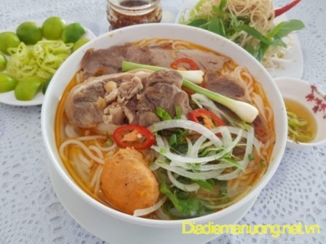 Bún Bò Huế Ngon Nổi Tiếng 30 Năm Quận Tân Bình