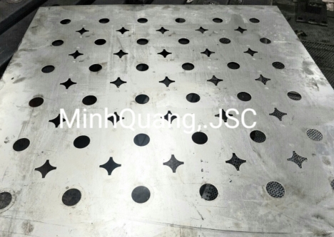 tấm thép đục lỗ,thép đục lỗ,lưới loa,giá lưới thép đục lỗ