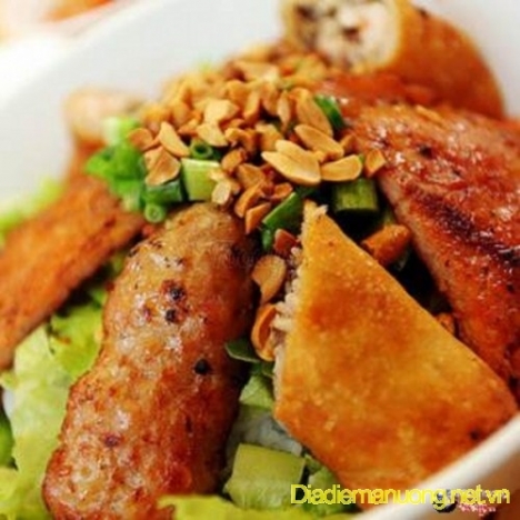 Quán Bún Thịt Nướng, Trà Sữa Ngon Quận 3