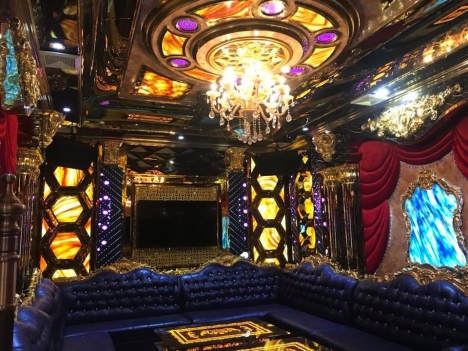 Thiết kế Trung tâm tiệc cưới- phòng karaoke - Bar chuyên nghiệp.