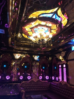 Thiết kế Trung tâm tiệc cưới- phòng karaoke - Bar chuyên nghiệp.