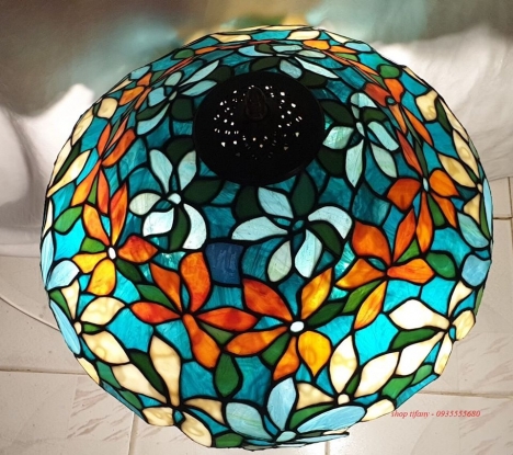 Đèn Tiffany hoa Trạng Nguyên cổ Pháp
