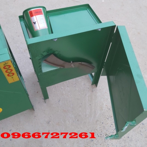 Máy băm chuối rau bèo, băm cắt cành cây động cơ 1.1kw tại Nam Định