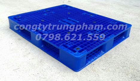Pallet nhựa các loại - Trung Phạm pallet nhựa cũ mới