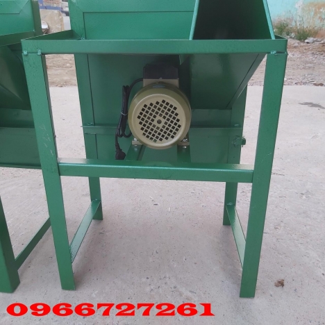 Máy băm chuối rau bèo, băm cắt cành cây động cơ 1.1kw tại Nam Định