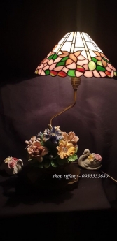 Đèn Tiffany hoa xuất xứ Ý