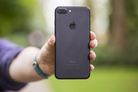 Mừng giáng sinh đua đưa giảm giá cùng iphone 7 plus 128GB