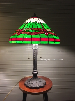 Đèn bàn Tiffany chân đồng Mỹ cổ.